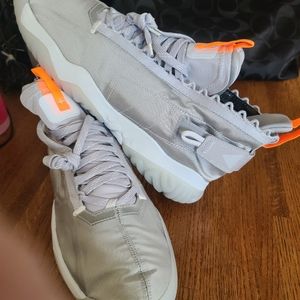 NIKE AIR JORDAN PROTO REACT WOLF GREY-PURE PLATINUM SZ 13 [BV1654-008]